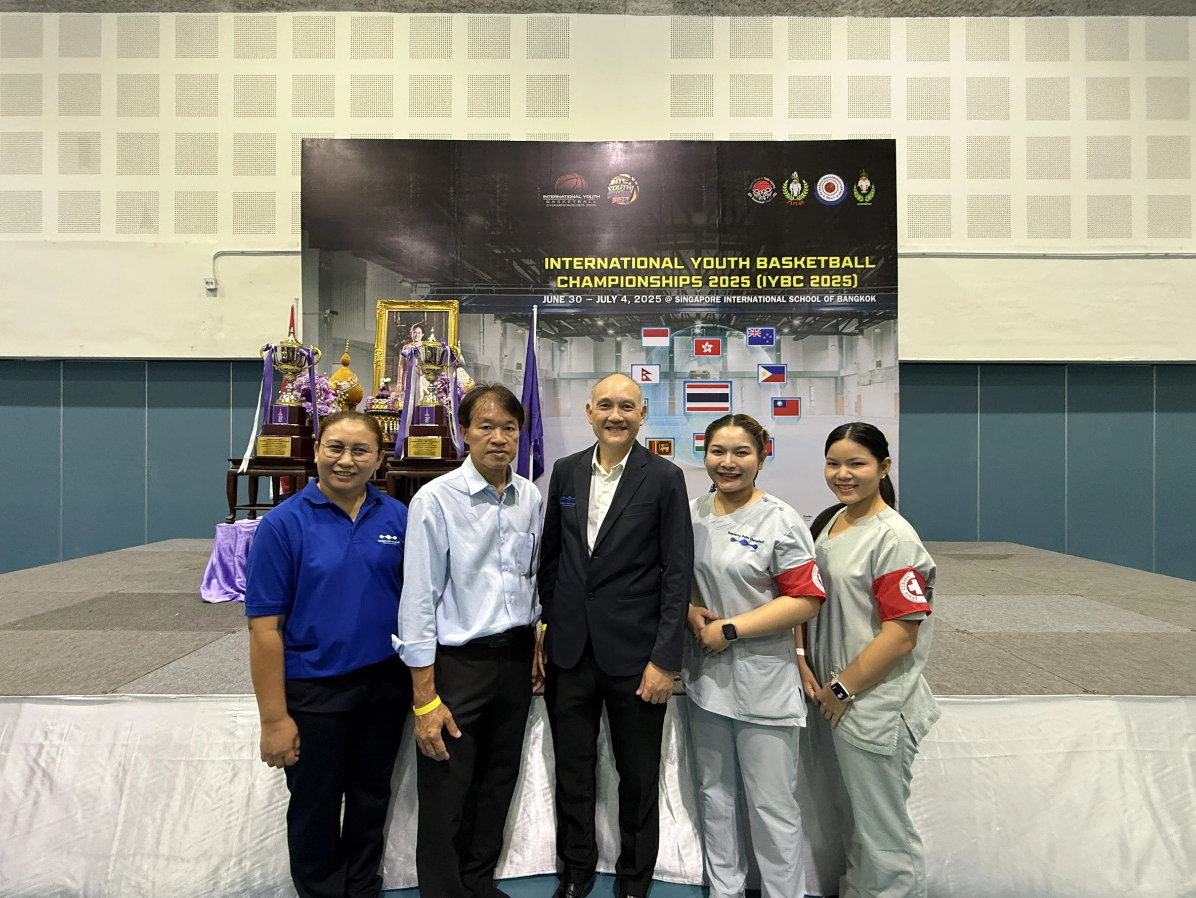 Sapiens Hospital medical team at IYBC 2025